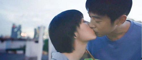 徐璐初吻爆料视频合集在线观看,揭秘明星情感历程 第3张 徐璐初吻爆料视频合集在线观看,揭秘明星情感历程 第3张